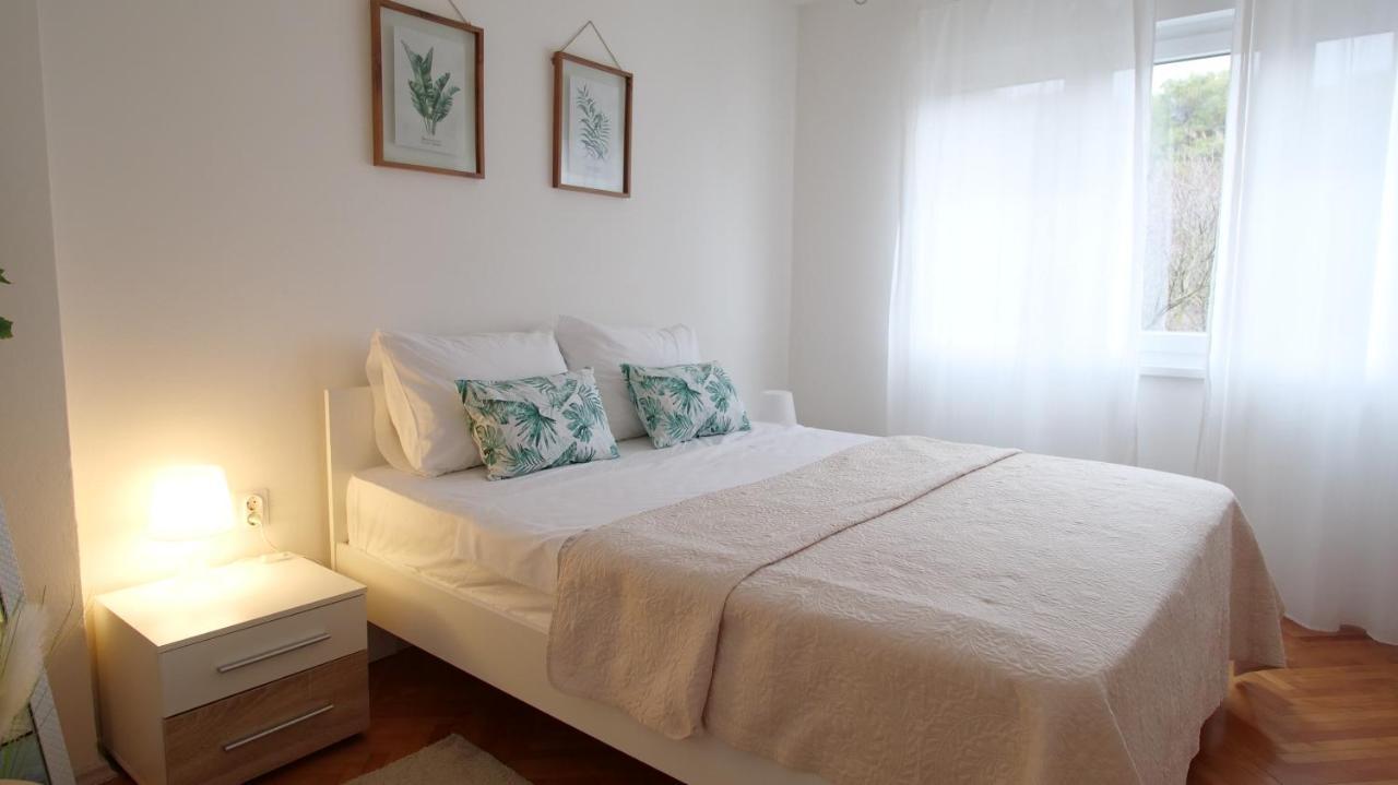 Arena With 3 Bedrooms In The Center Pula