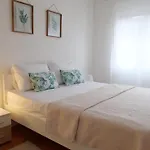 Arena Apartment With 3 Bedrooms In The City Center