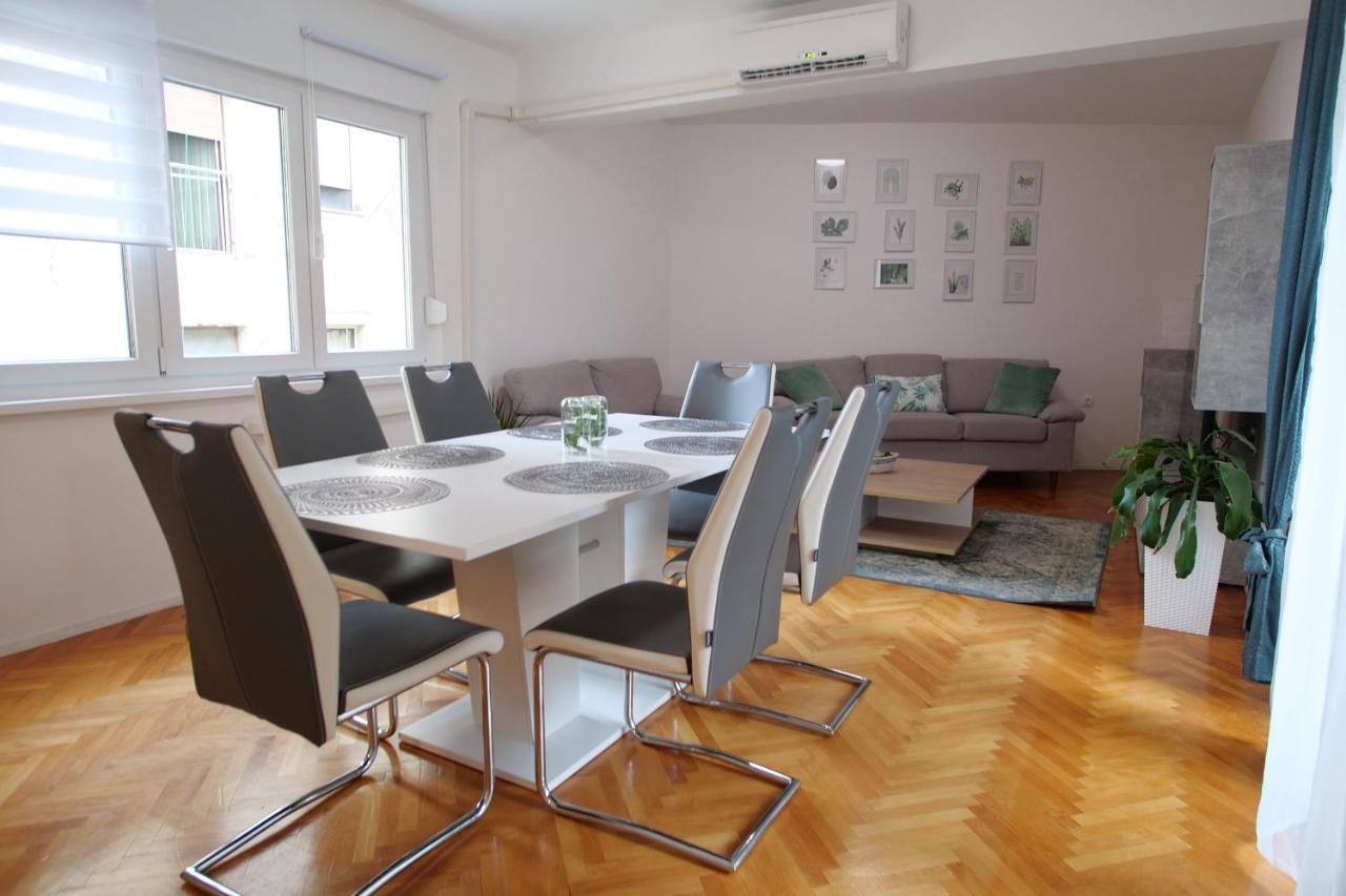Arena With 3 Bedrooms In The Center Apartment *